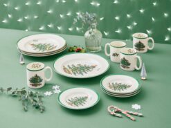 Spode Christmas Tree 12-Piece Dinnerware Set – Plates & Mugs, Service for 4